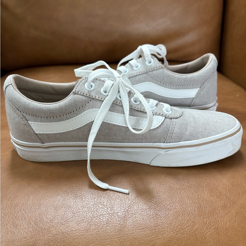 Vans Ward Lo Sneakers - Main Image
